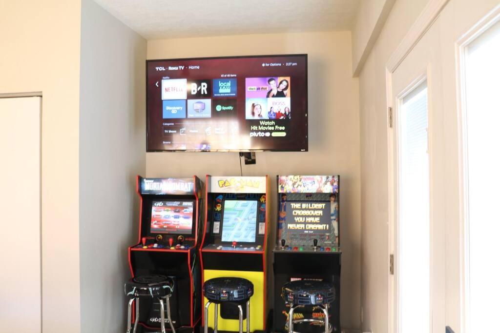 Cowboy Den-Hot Tub-Game Room-Pet Friendly-No Pet Fees! アルバカーキ エクステリア 写真