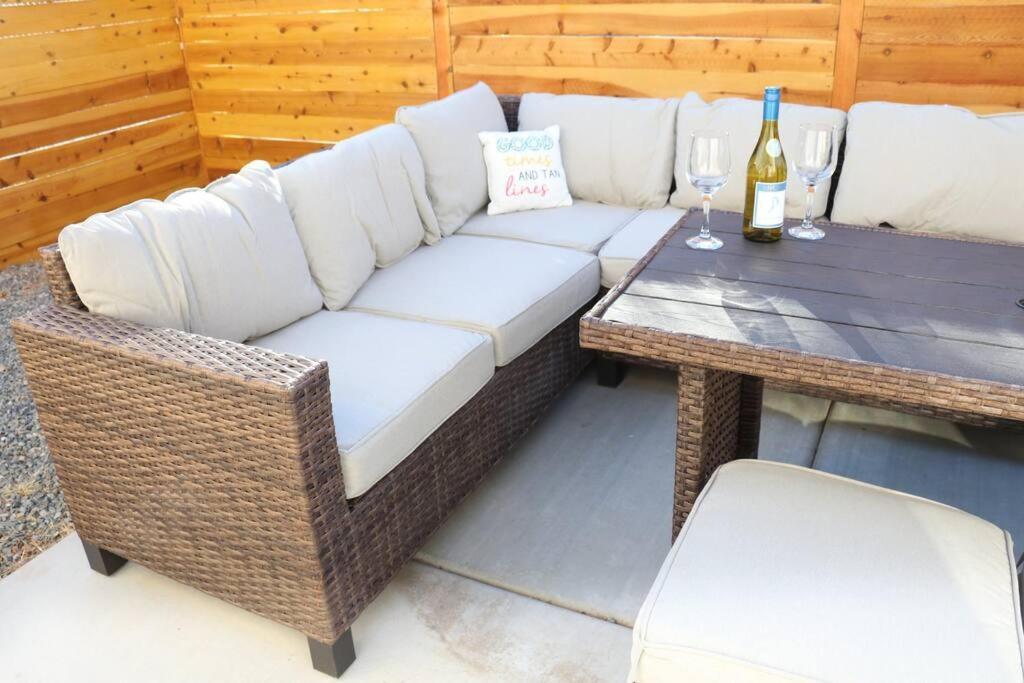 Cowboy Den-Hot Tub-Game Room-Pet Friendly-No Pet Fees! アルバカーキ エクステリア 写真
