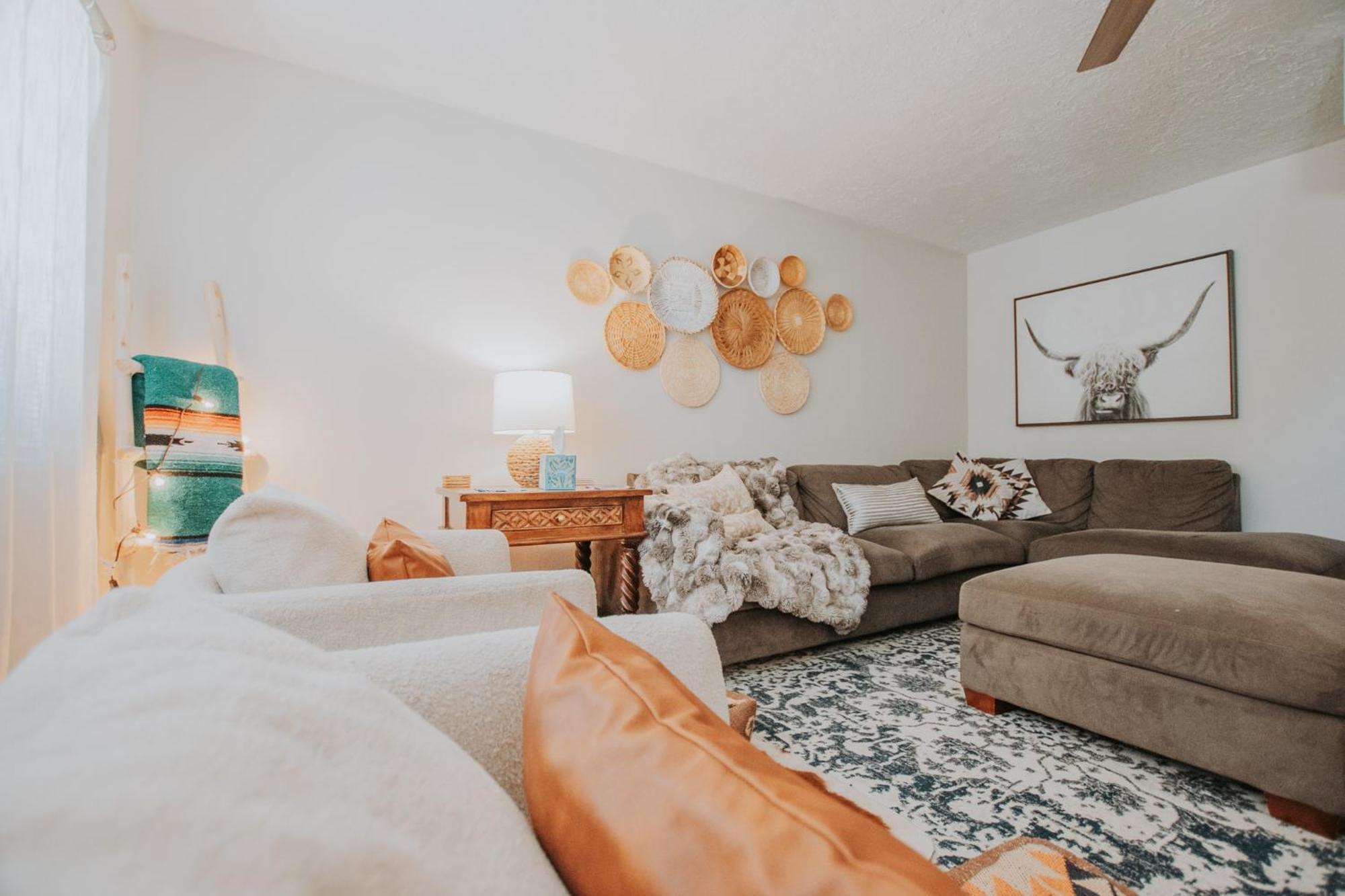 Cowboy Den-Hot Tub-Game Room-Pet Friendly-No Pet Fees! アルバカーキ エクステリア 写真