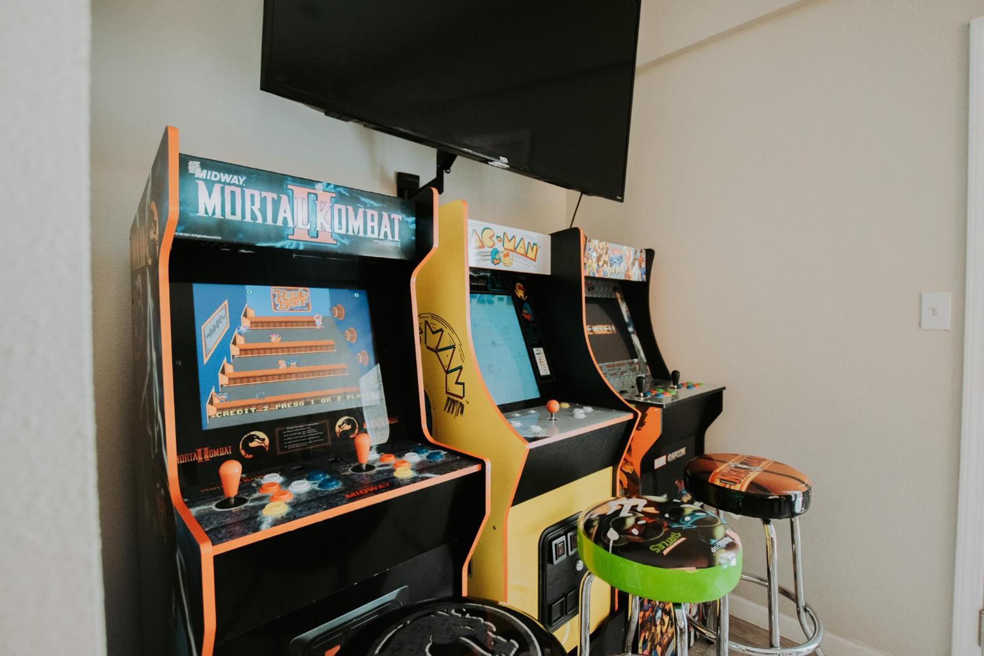 Cowboy Den-Hot Tub-Game Room-Pet Friendly-No Pet Fees! アルバカーキ エクステリア 写真